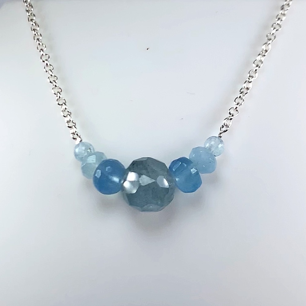 Genuine Aquamarine Necklace! March Birthstone! ❤️